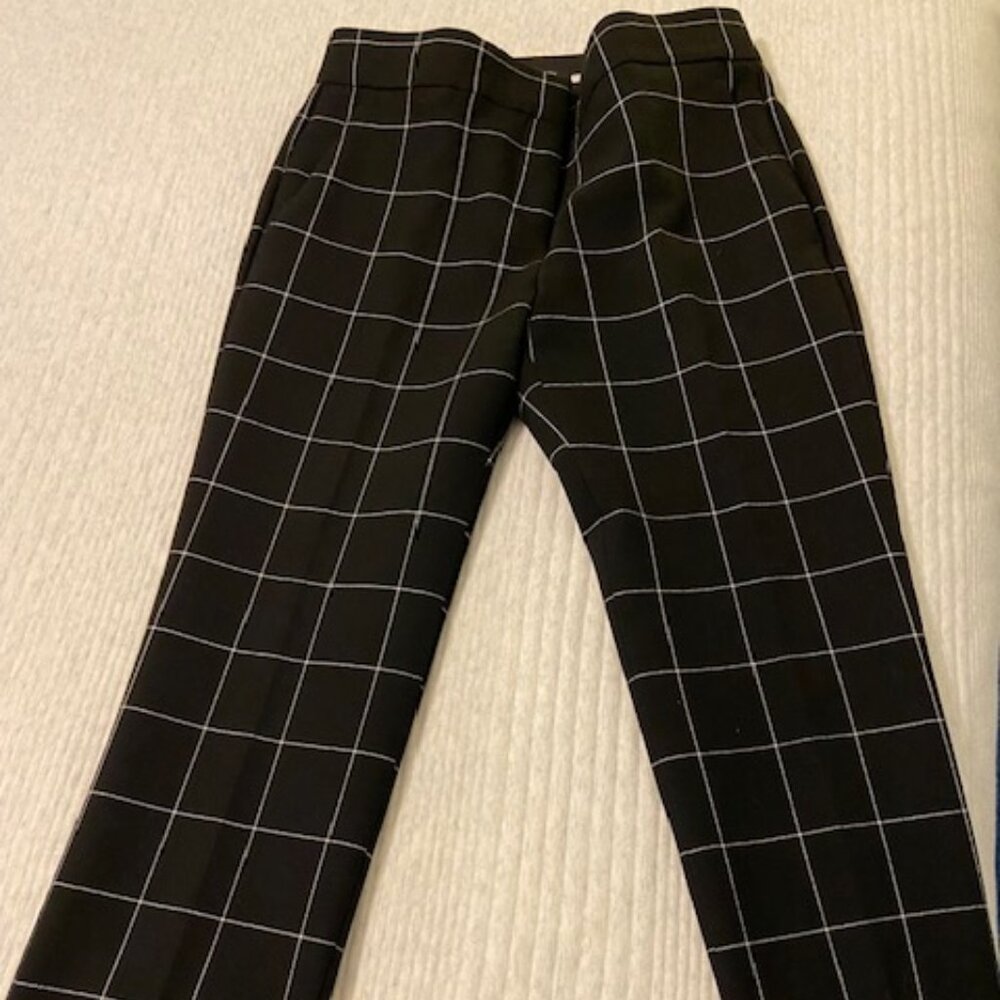 Ann Taylor B/W Windowpane Pants